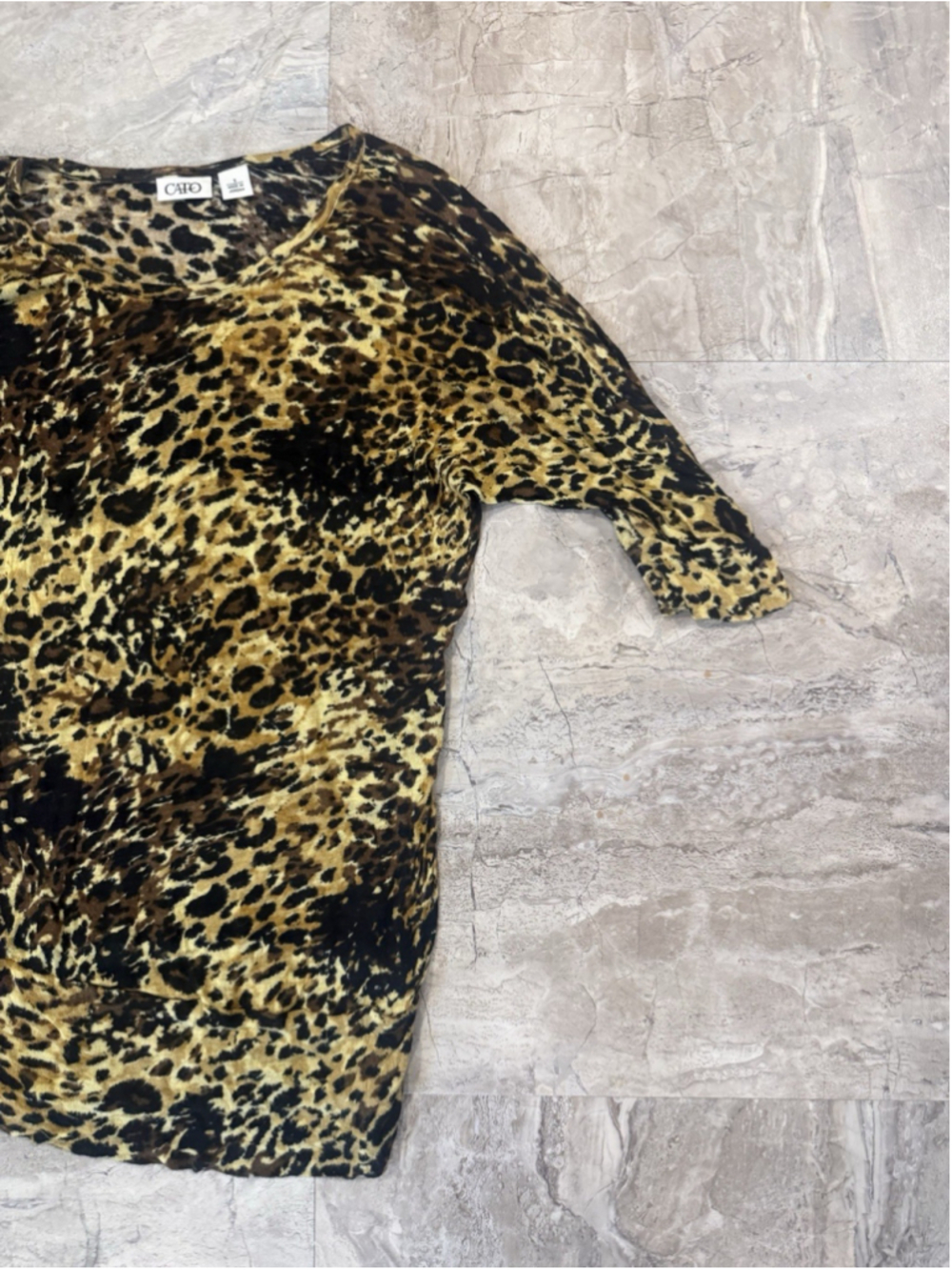 Cato Women’s Cheetah Print Lightweight 3/4 Sleeve Sweater Small